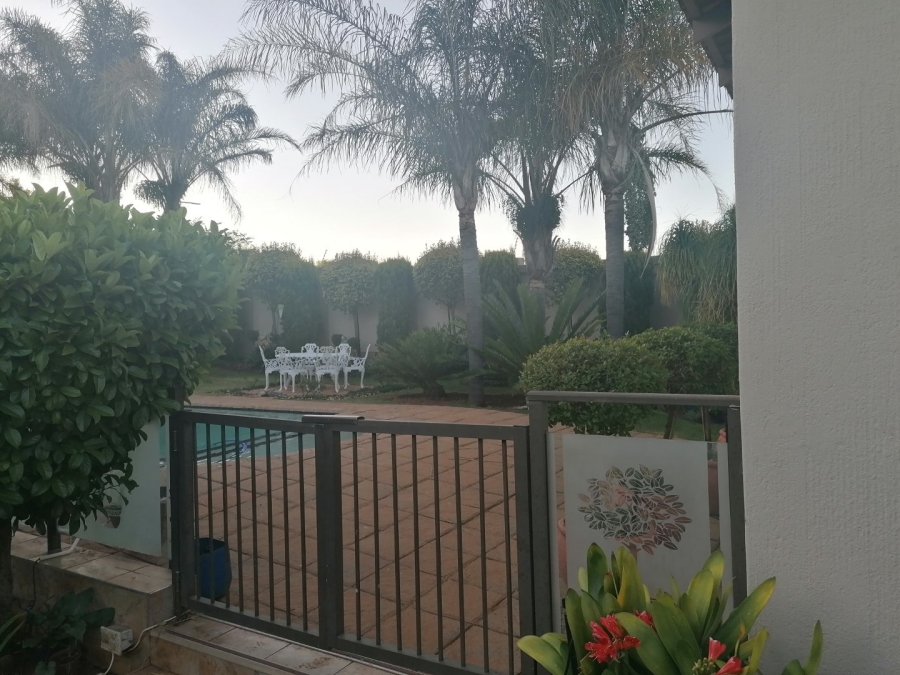 5 Bedroom Property for Sale in Doringkruin North West